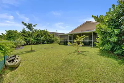 19473 NW 24th Pl, Pembroke Pines, FL 33029 - Photo 35