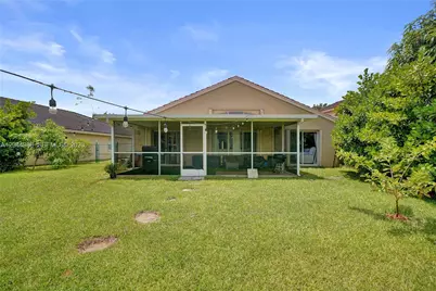 19473 NW 24th Pl, Pembroke Pines, FL 33029 - Photo 33