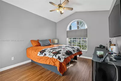 1971 Oak Berry Cir, Wellington, FL 33414 - Photo 27