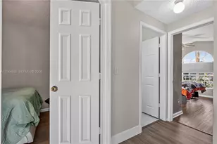 1971 Oak Berry Cir, Wellington, FL 33414 - Photo 29