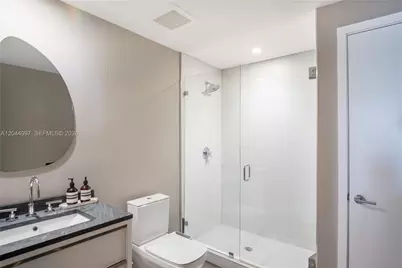 2900 NE 7th Ave #4307, Miami, FL 33137 - Photo 13