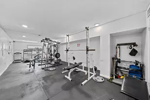 4000 NE 169th St, North Miami Beach, FL 33160 - Photo 31