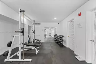4000 NE 169th St, North Miami Beach, FL 33160 - Photo 31