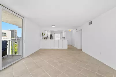 4000 NE 169th St #607, North Miami Beach, FL 33160 - Photo 13