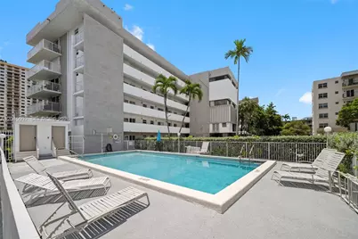 4000 NE 169th St #607, North Miami Beach, FL 33160 - Photo 35