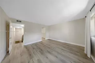 20 NW 87th Ave, Miami, FL 33172 - Photo 25