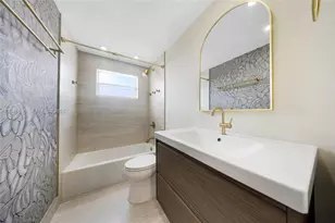 20 NW 87th Ave, Miami, FL 33172 - Photo 31
