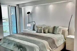 100 Bayview Dr, Sunny Isles Beach, FL 33160 - Photo 17