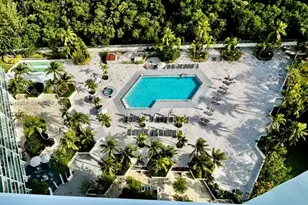100 Bayview Dr, Sunny Isles Beach, FL 33160 - Photo 23
