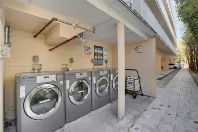 1349 SW 3rd St #7, Miami, FL 33135 - Photo 9