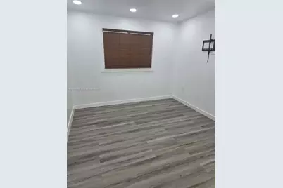 23 Miami Gardens Rd #3, West Park, FL 33023 - Photo 15