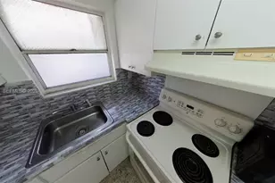 2712 W 10th Ave, Hialeah, FL 33010 - Photo 3