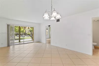 1100 SW 128th Ter #210U, Pembroke Pines, FL 33027 - Photo 7