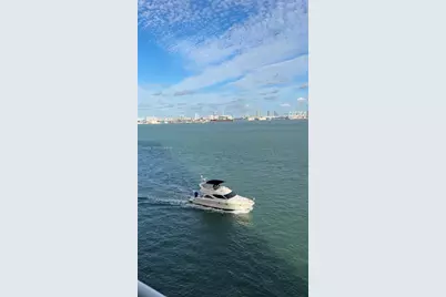 800 Claughton Island Dr #502, Miami, FL 33131 - Photo 21