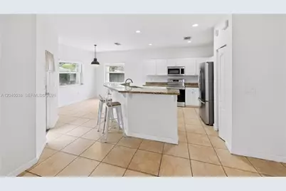 285 NE 32nd Ter, Homestead, FL 33033 - Photo 11