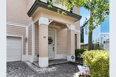 285 NE 32nd Ter, Homestead, FL 33033 - Photo 3