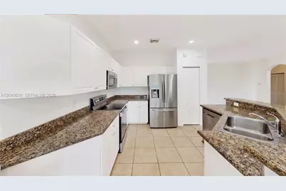 285 NE 32nd Ter, Homestead, FL 33033 - Photo 15