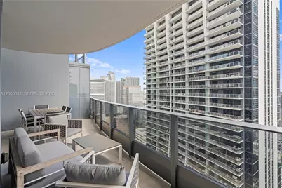 1000 E Brickell Plz #3803, Miami, FL 33131 - Photo 13