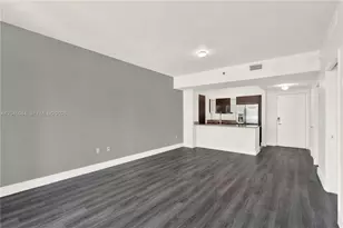 950 Brickell Bay Dr, Miami, FL 33131 - Photo 3