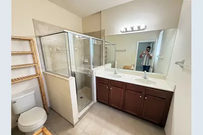 9572 SW 169th Pl #Main House, Miami, FL 33196 - Photo 15