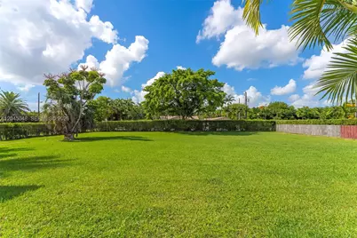 9900 SW 62nd St, Miami, FL 33173 - Photo 53