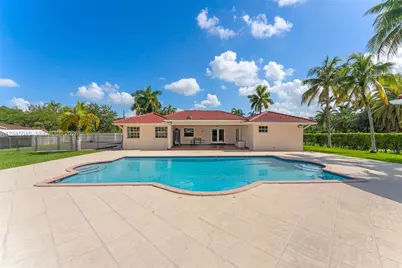 9900 SW 62nd St, Miami, FL 33173 - Photo 17