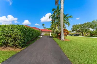 9900 SW 62nd St, Miami, FL 33173 - Photo 51