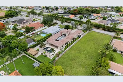 2835 SW 132nd Ave, Miami, FL 33175 - Photo 5