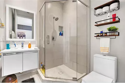 6319 NW 105 Ct #0, Doral, FL 33178 - Photo 3