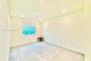 10295 NW 64th Terrace, Doral, FL 33178 - Photo 9