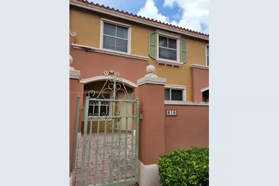 618 SW 106 Av #1511, Pembroke Pines, FL 33025 - Photo 1