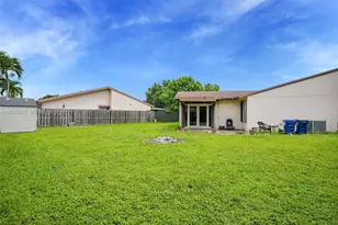 9786 SW 147th Ct, Miami, FL 33196 - Photo 23
