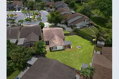 9786 SW 147th Ct, Miami, FL 33196 - Photo 29