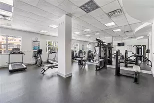401 69th St, Miami Beach, FL 33141 - Photo 29