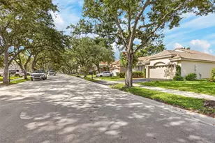 1520 Seabay Rd, Weston, FL 33326 - Photo 5