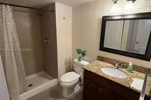 197 Lakeview Dr, Weston, FL 33326 - Photo 15