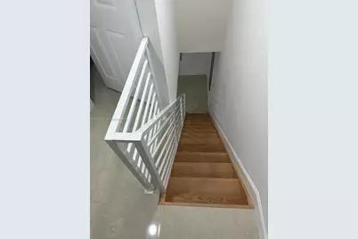 1560 W 46th St #228, Hialeah, FL 33012 - Photo 9