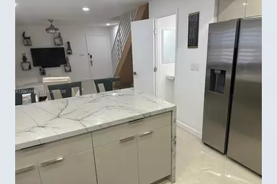 1560 W 46th St #228, Hialeah, FL 33012 - Photo 3