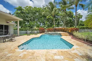 16310 Paddock Ln, Weston, FL 33326 - Photo 13