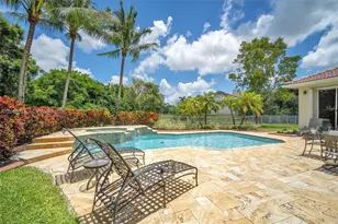 16310 Paddock Ln, Weston, FL 33326 - Photo 13