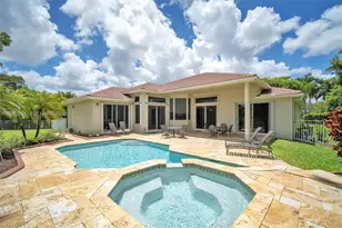16310 Paddock Ln, Weston, FL 33326 - Photo 15