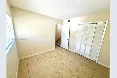 7626 NE 6th Ct #5, Miami, FL 33138 - Photo 9