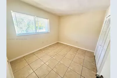 7626 NE 6th Ct #5, Miami, FL 33138 - Photo 7