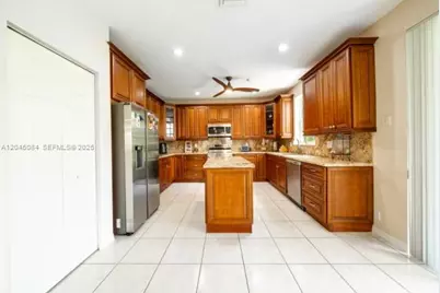 3745 Heron Ridge Ln #3745, Weston, FL 33331 - Photo 31