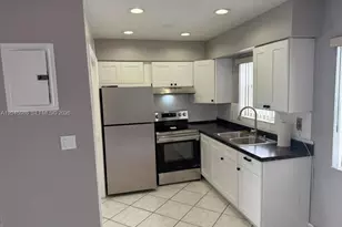 5870 NW 16th Pl, Sunrise, FL 33313 - Photo 1