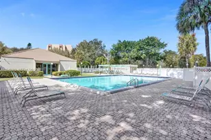 3300 W Rolling Hills Cir, Davie, FL 33328 - Photo 11