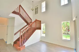 4534 NW 94th Pl, Doral, FL 33178 - Photo 9