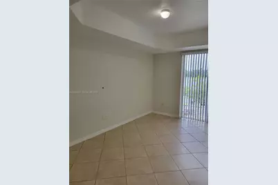 10691 SW 6th St #804, Pembroke Pines, FL 33025 - Photo 5