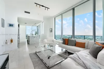 900 Biscayne Blvd #5812, Miami, FL 33132 - Photo 3