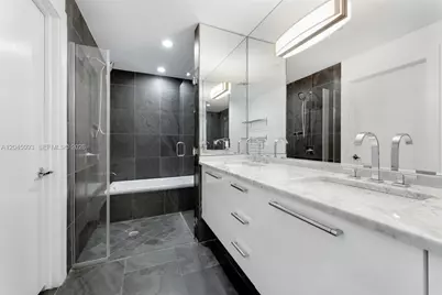 900 Biscayne Blvd #5812, Miami, FL 33132 - Photo 17